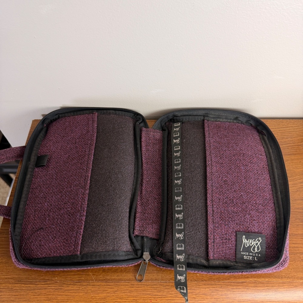 Vintage Gregg Bible Cover Case Large Purple Cottage House Luke 10:5 Made USA - Picture 7 of 12
